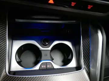 BMW XM Bowers & Wilkins 23  AHK Sitzbelüft. Massage