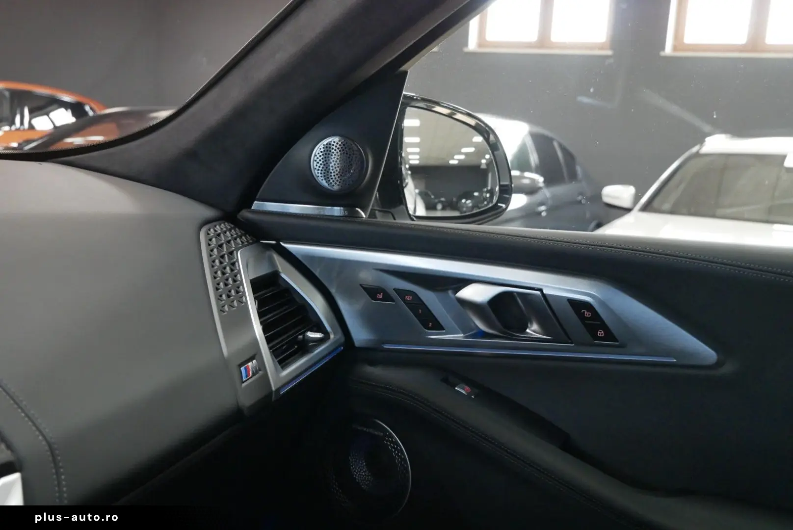 BMW XM Bowers & Wilkins 23  AHK Sitzbelüft. Massage