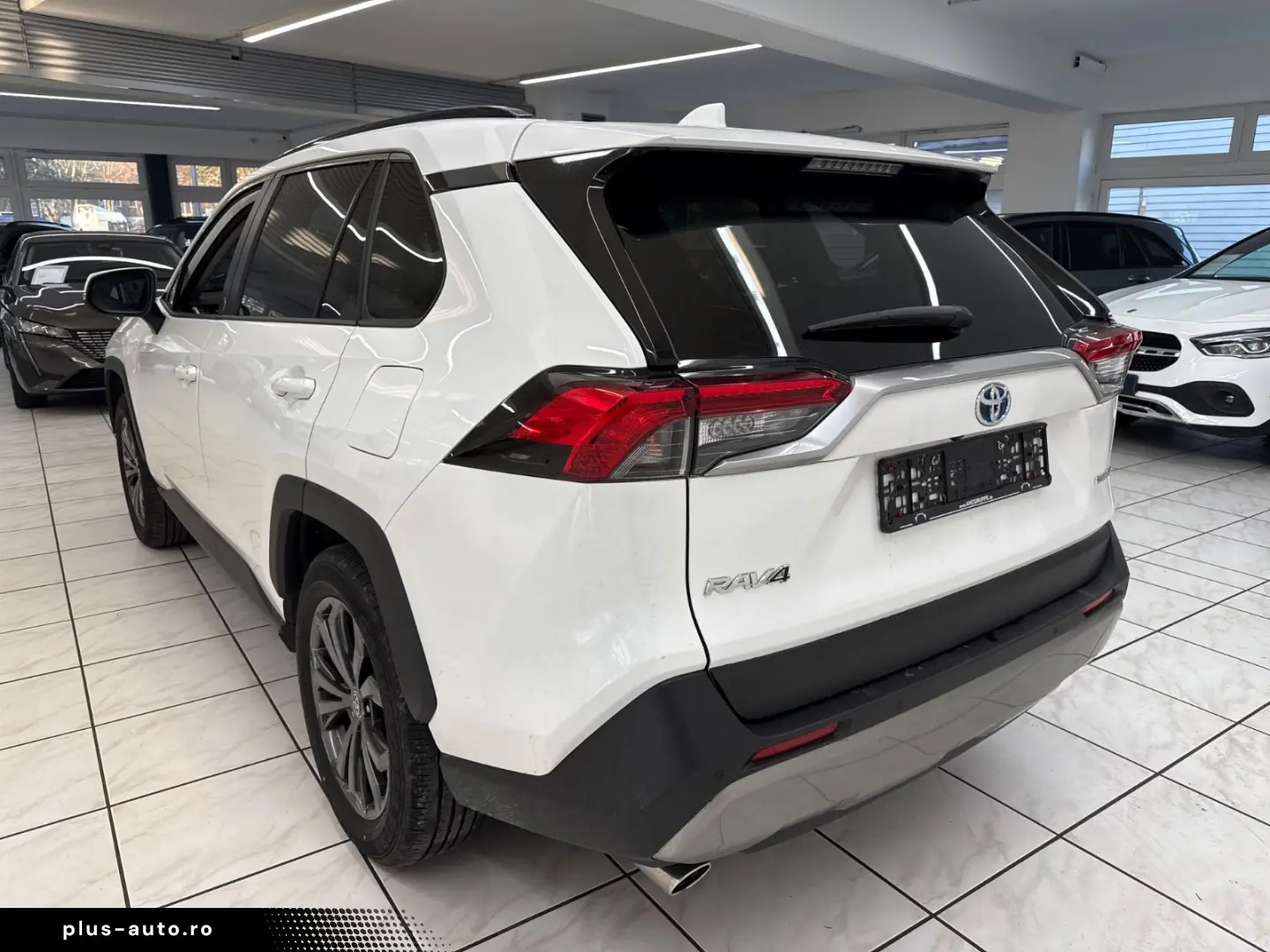 TOYOTA RAV4 Hybrid 4x2 Team Deutschland Navi LED Kamera