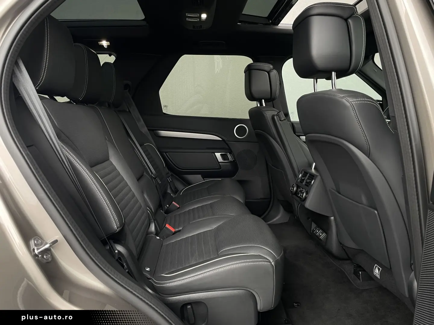 LAND ROVER Discovery DYNAMIC HSE D300 AWD 7 SITZE VOLL 1.H