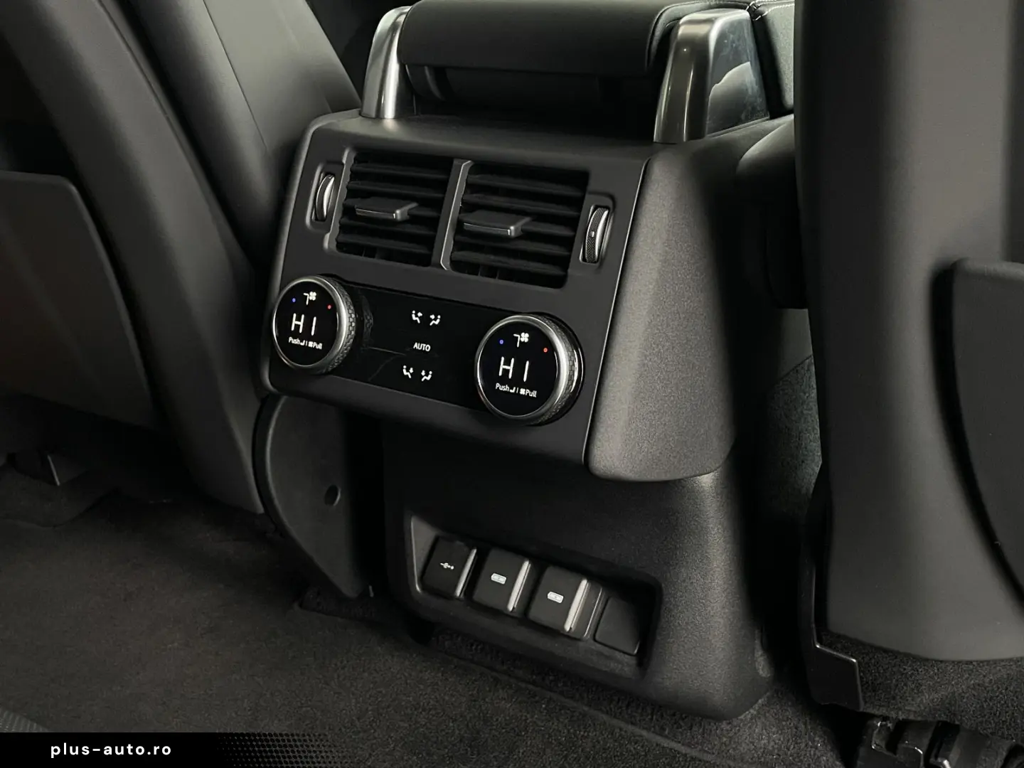 LAND ROVER Discovery DYNAMIC HSE D300 AWD 7 SITZE VOLL 1.H