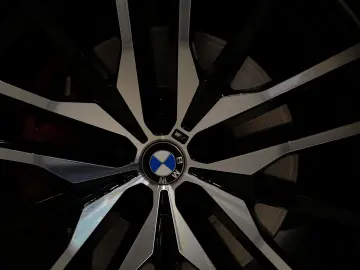 BMW X6 40d M-PAKET HUD ACC 3D PANO AHK MEMORY LASER