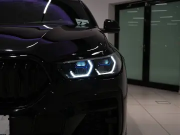 BMW X6 40d M-PAKET HUD ACC 3D PANO AHK MEMORY LASER