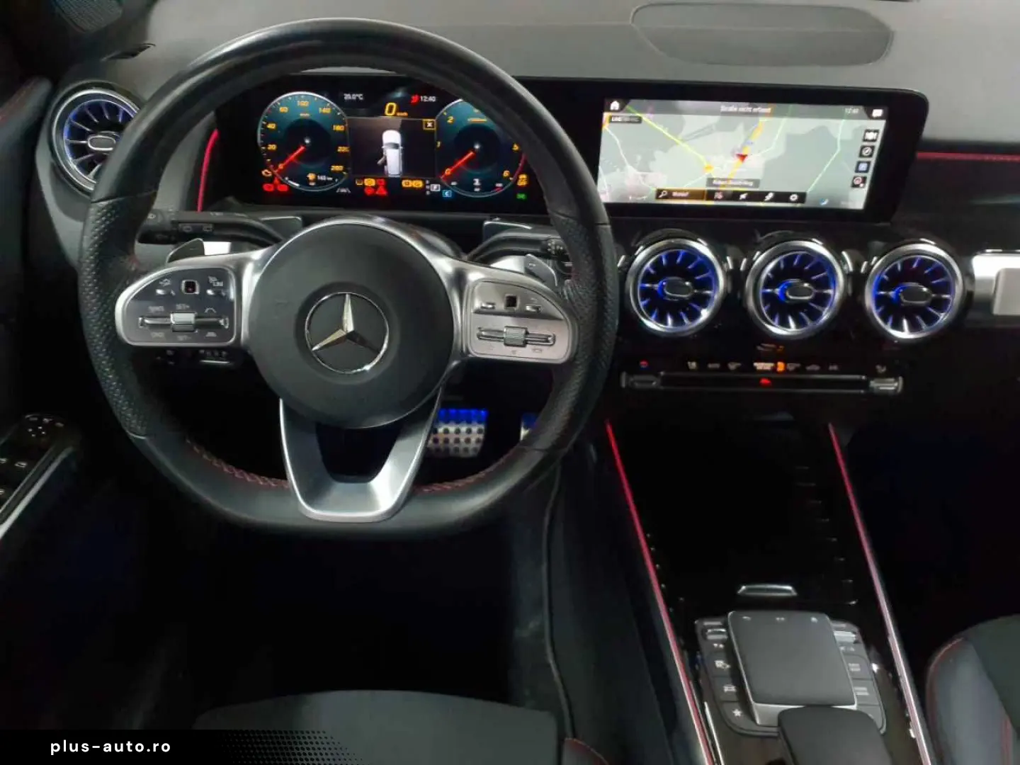 MERCEDES-BENZ GLB 200 d 4M-AMG PANO BusiP AssiP MBUX