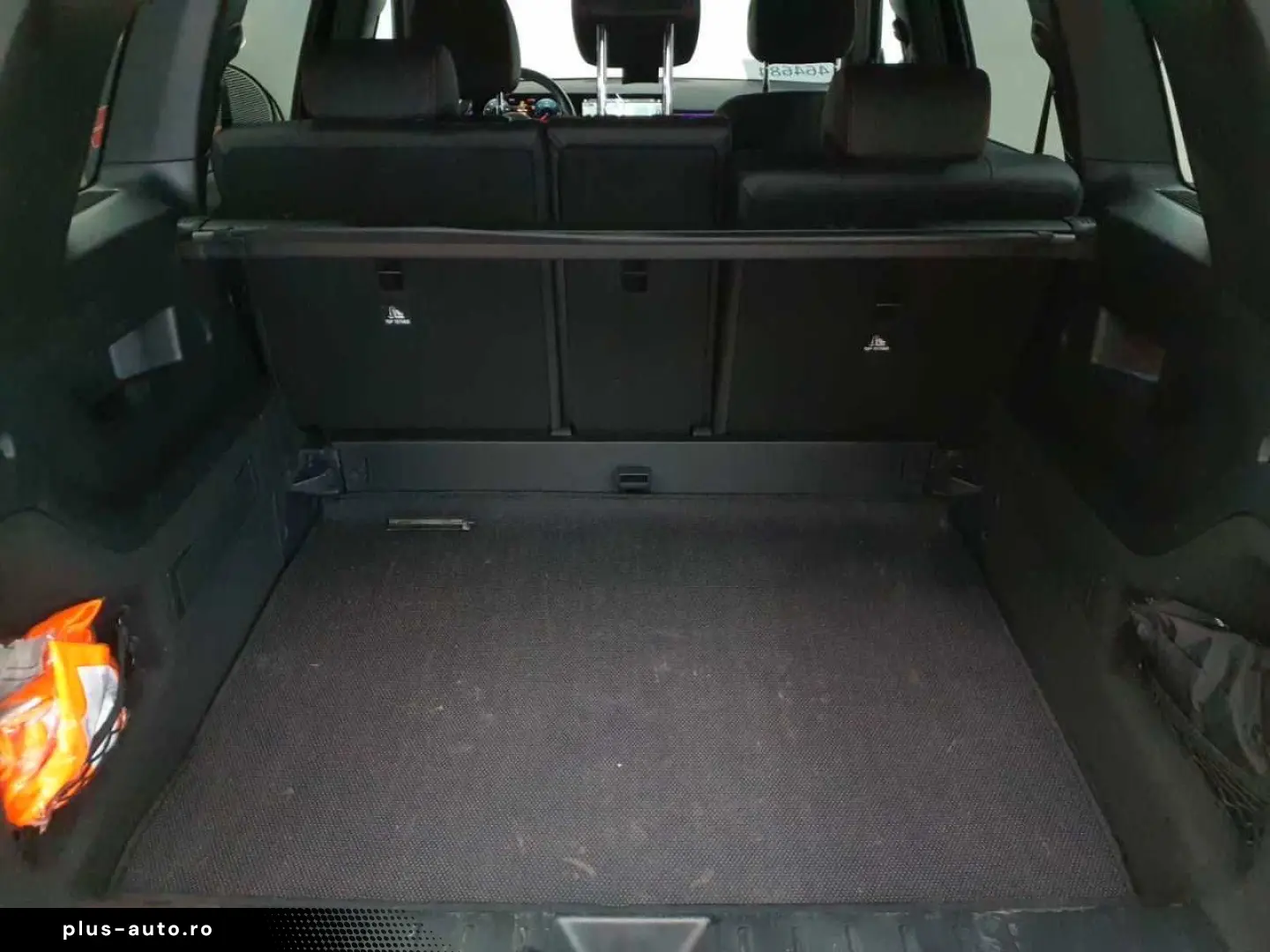 MERCEDES-BENZ GLB 200 d 4M-AMG PANO BusiP AssiP MBUX