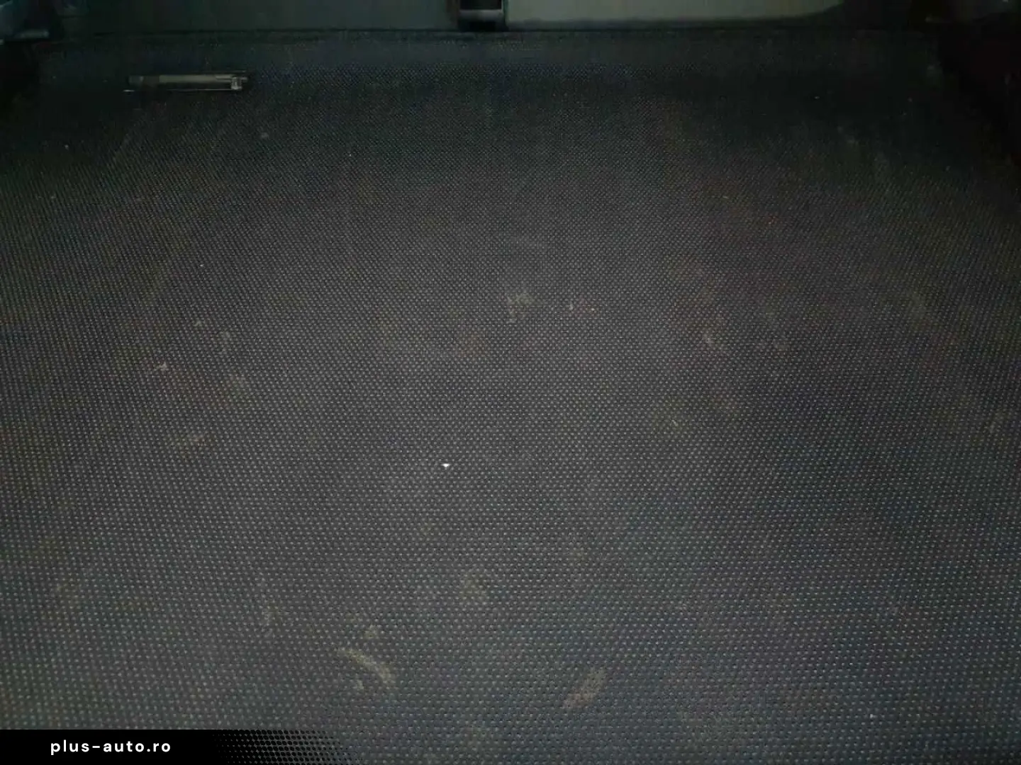 MERCEDES-BENZ GLB 200 d 4M-AMG PANO BusiP AssiP MBUX