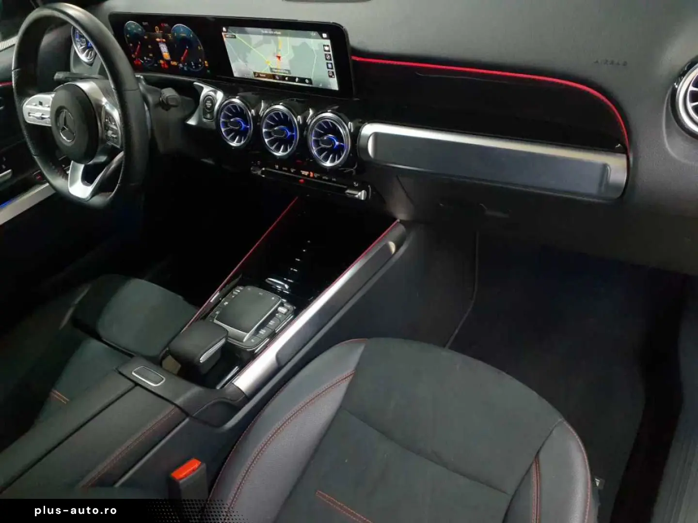 MERCEDES-BENZ GLB 200 d 4M-AMG PANO BusiP AssiP MBUX