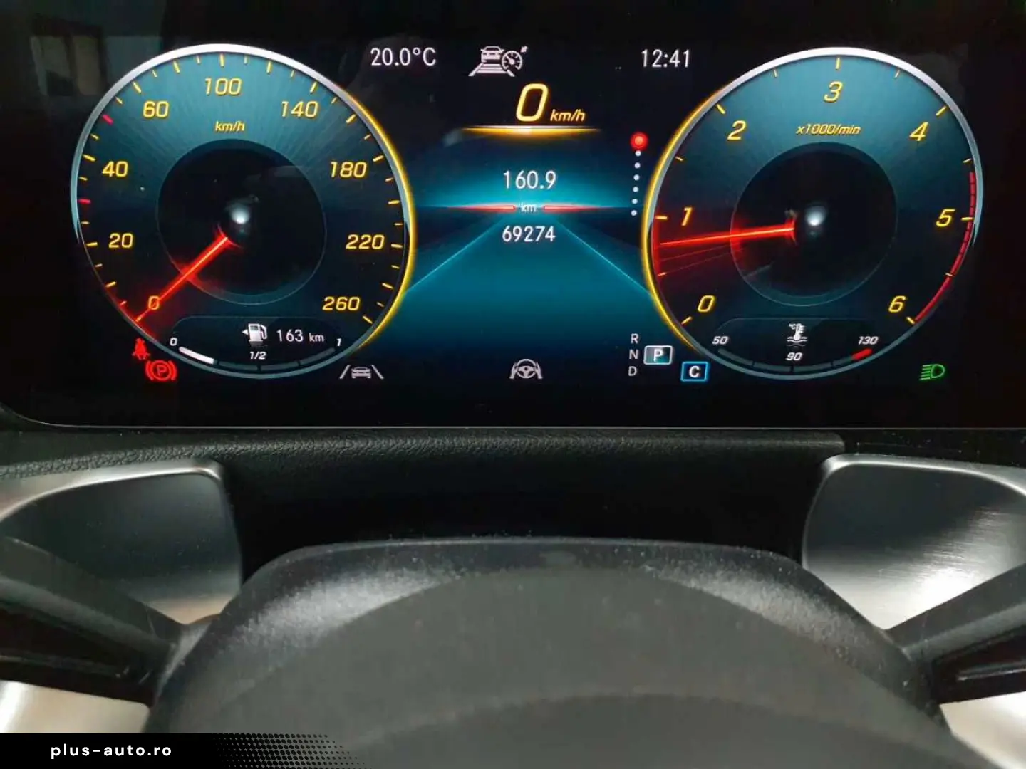 MERCEDES-BENZ GLB 200 d 4M-AMG PANO BusiP AssiP MBUX