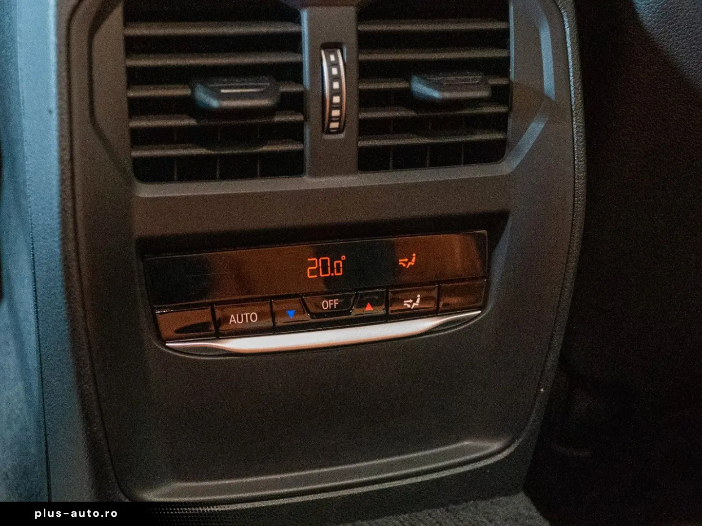 BMW M4 Comp xD Carbon Innovation HK Memo Laser