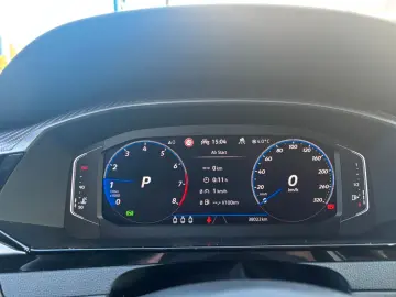 VW Arteon SB R 4MO PANO AHK 360KAM CARPLAY IQ-MATRI