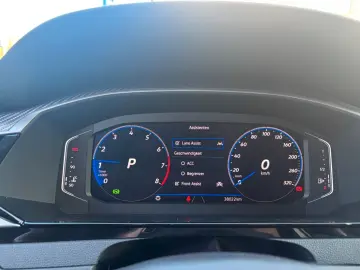 VW Arteon SB R 4MO PANO AHK 360KAM CARPLAY IQ-MATRI