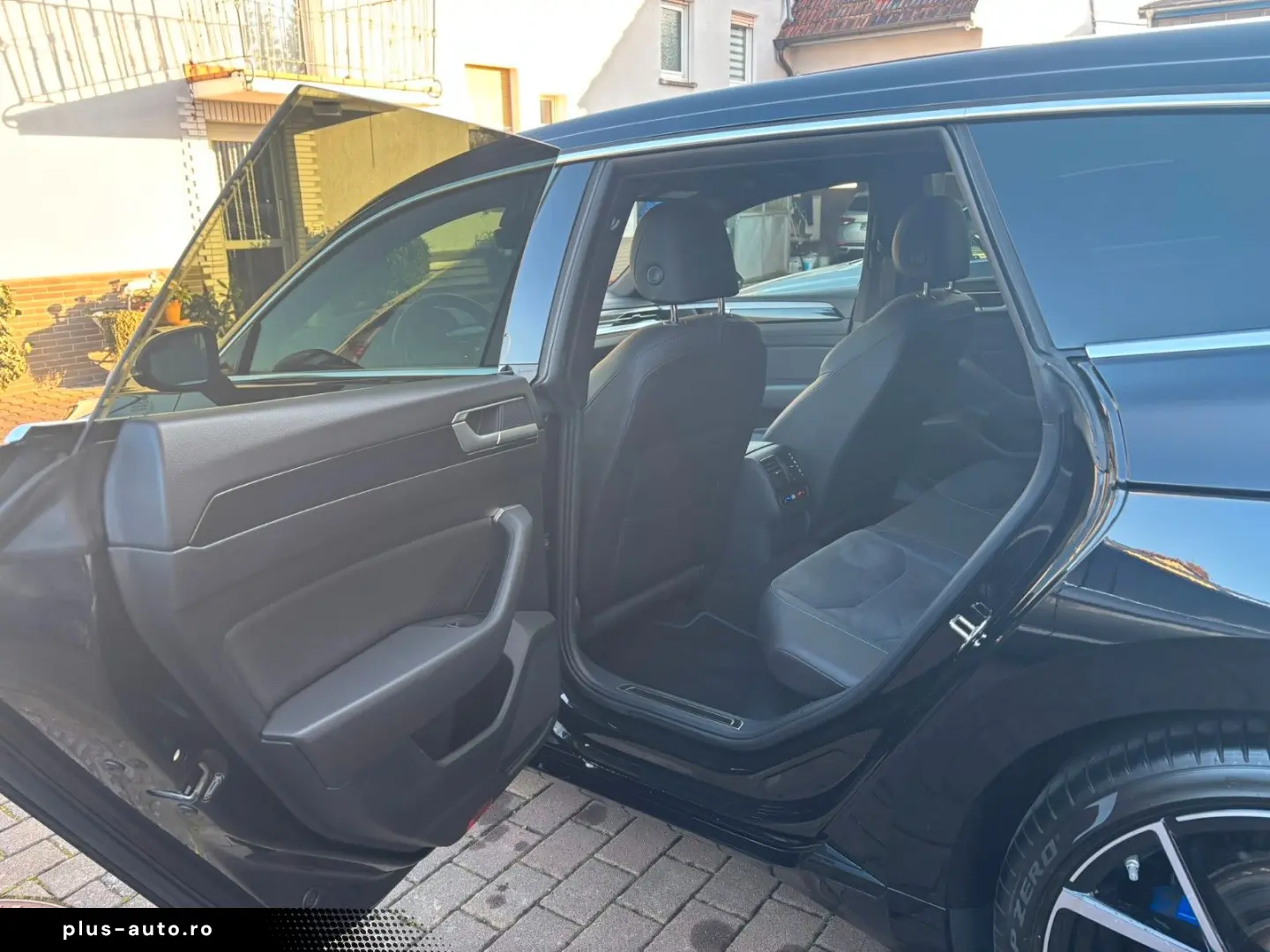 VW Arteon SB R 4MO PANO AHK 360KAM CARPLAY IQ-MATRI