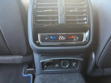VW Arteon SB R 4MO PANO AHK 360KAM CARPLAY IQ-MATRI