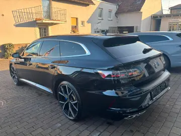 VW Arteon SB R 4MO PANO AHK 360KAM CARPLAY IQ-MATRI