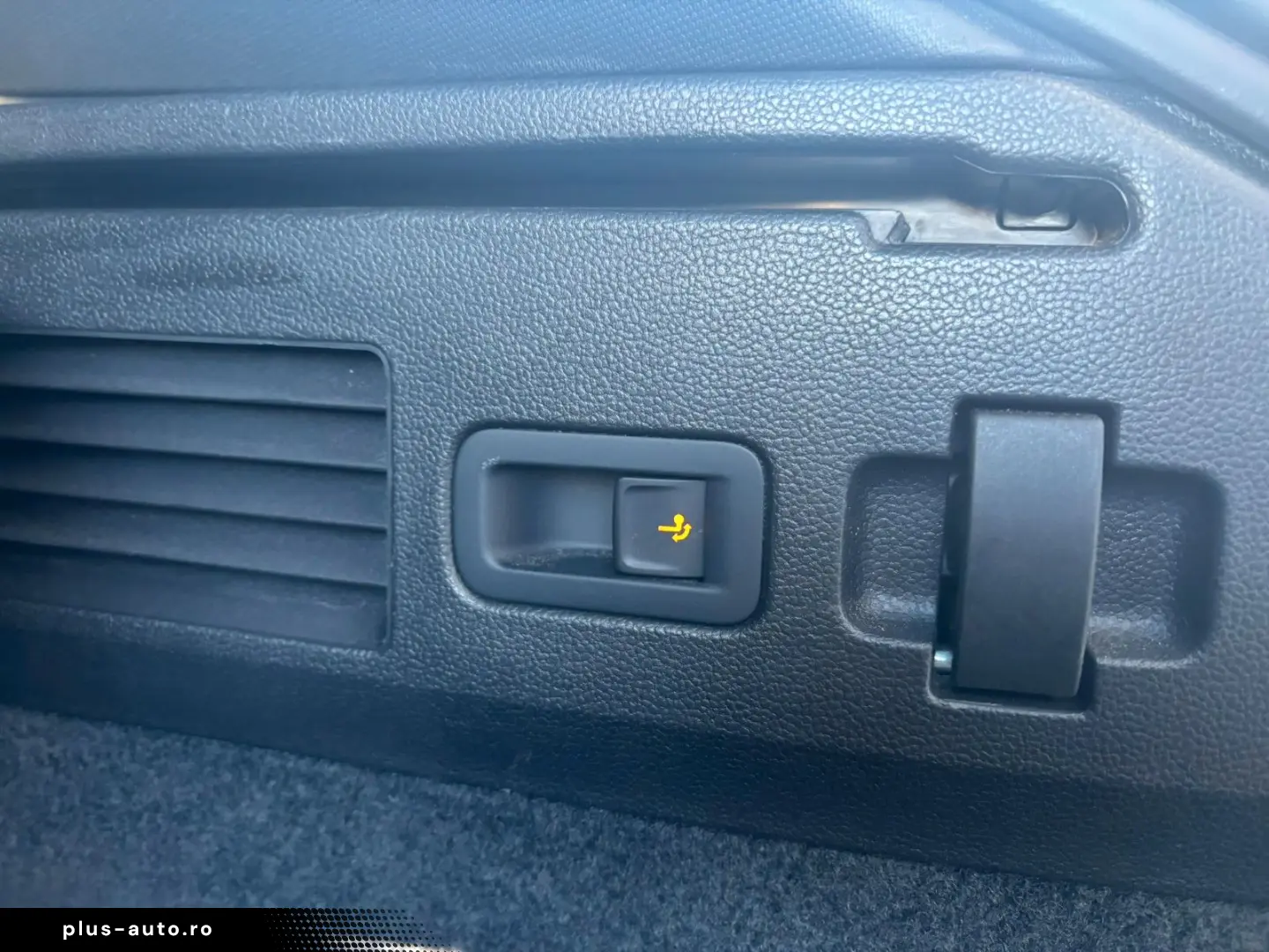 VW Arteon SB R 4MO PANO AHK 360KAM CARPLAY IQ-MATRI