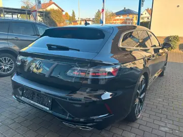 VW Arteon SB R 4MO PANO AHK 360KAM CARPLAY IQ-MATRI