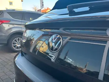 VW Arteon SB R 4MO PANO AHK 360KAM CARPLAY IQ-MATRI