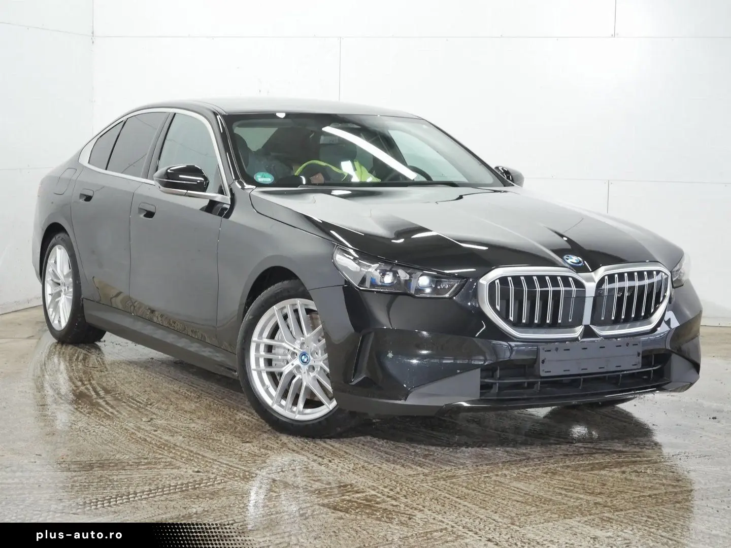 BMW 550e xDrive Autobahnassistent  Fahrwerk Professi