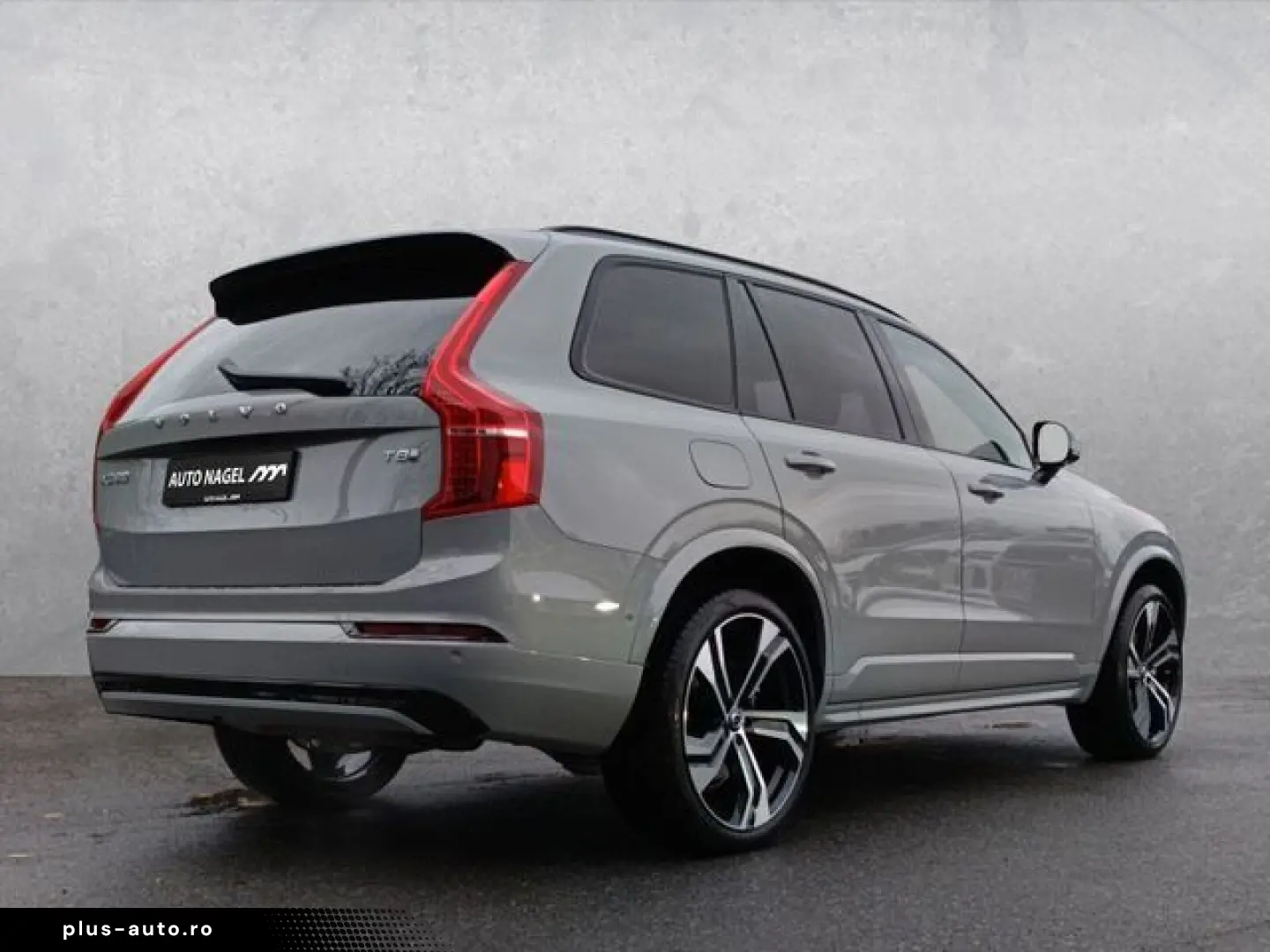 VOLVO XC90 T8 AWD Plug-in Hybrid Plus Dark AHK Luftfa.