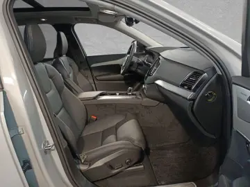 VOLVO XC90 T8 AWD Plug-in Hybrid Plus Dark AHK Luftfa.