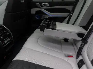 BMW X5 M Competition B&W Massage SoftClose DAB Voll