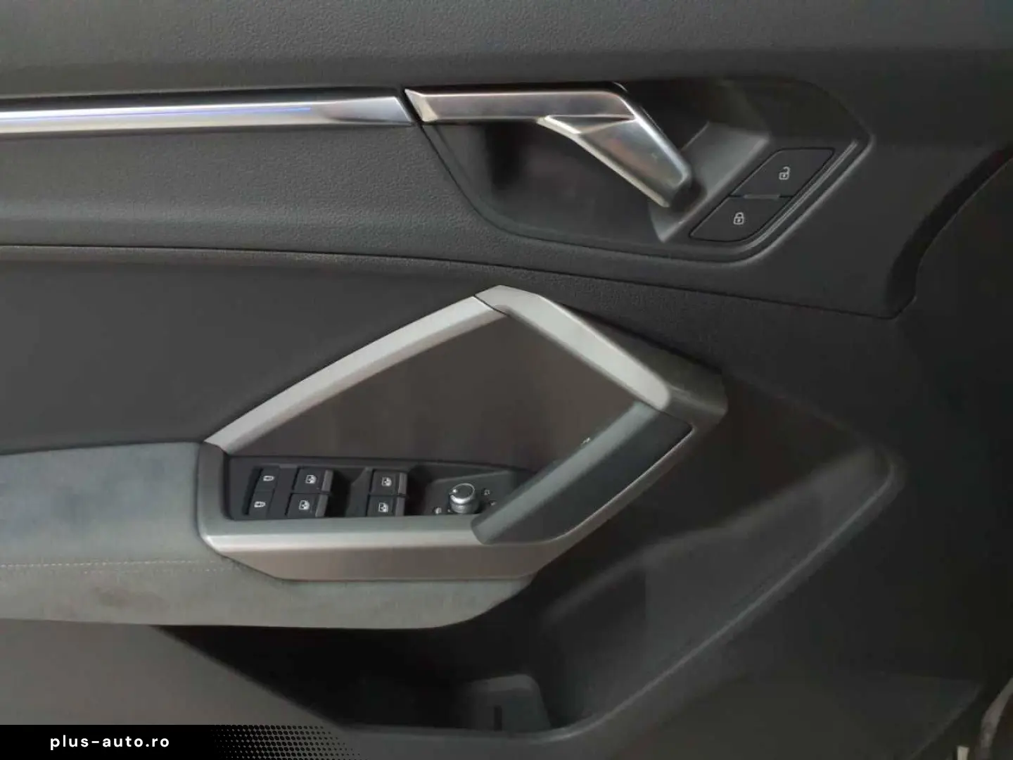 AUDI Q3 40 TFSI quattro S tronic advanced