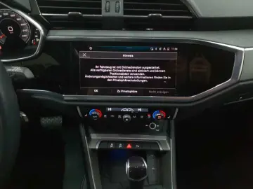 AUDI Q3 40 TFSI quattro S tronic advanced