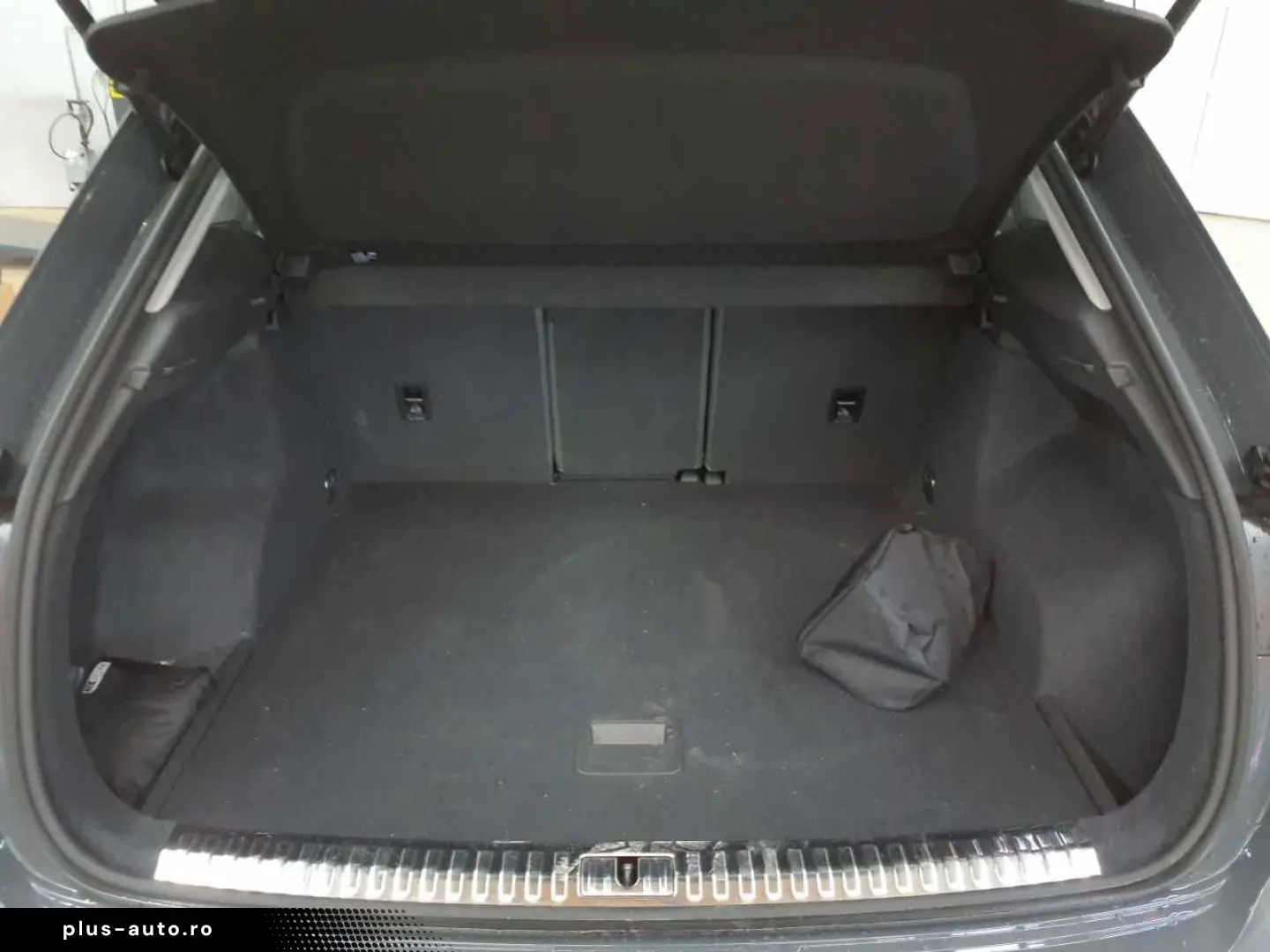 AUDI Q3 40 TFSI quattro S tronic advanced