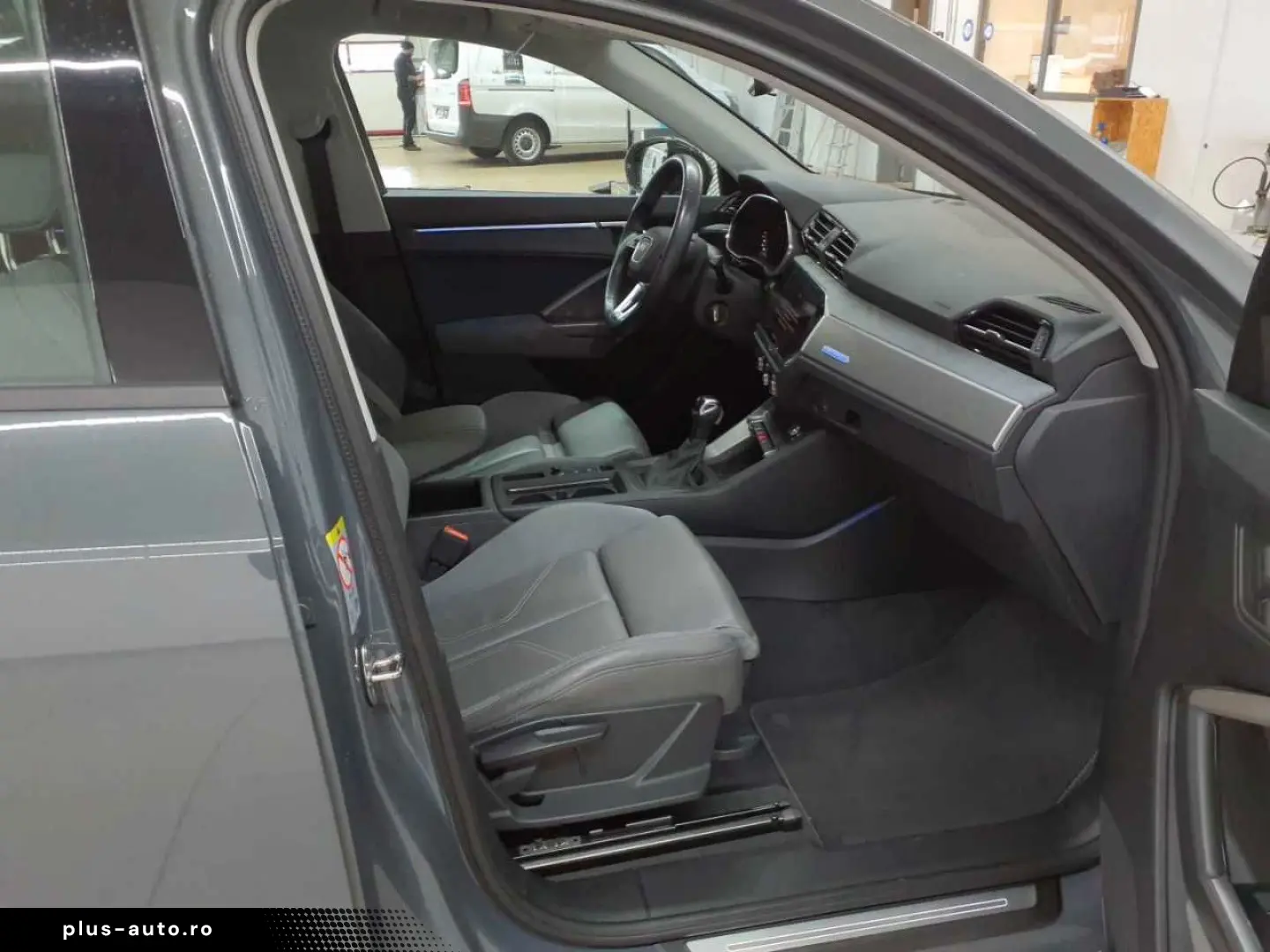 AUDI Q3 40 TFSI quattro S tronic advanced