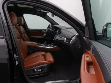 BMW X5 xD40d M Sport 360  Laser DAB H K HUD Panorama