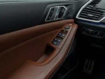 BMW X5 xD40d M Sport 360  Laser DAB H K HUD Panorama