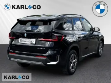 BMW X1 xDrive 20dA Ad. LED Head-Up AHK Panorama