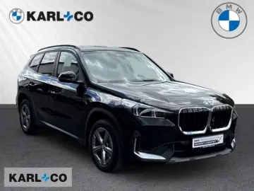 BMW X1 xDrive 20dA Ad. LED Head-Up AHK Panorama