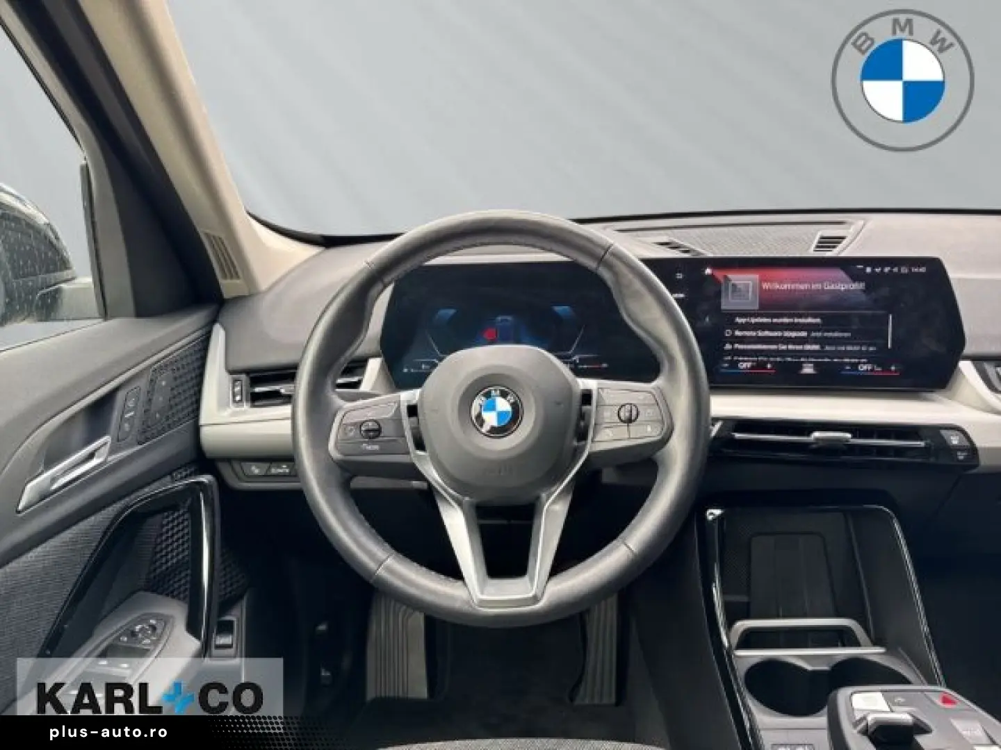 BMW X1 xDrive 20dA Ad. LED Head-Up AHK Panorama