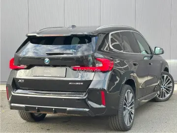 BMW X1 30e M-SPORT 20  ACC PANO EDC HUD MATRIX PAP