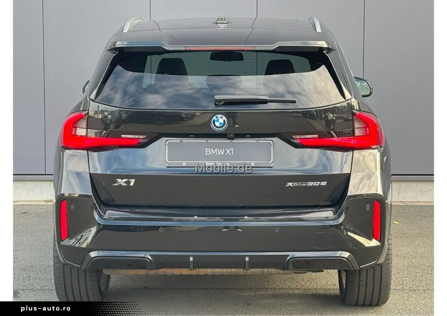 BMW X1 30e M-SPORT 20  ACC PANO EDC HUD MATRIX PAP