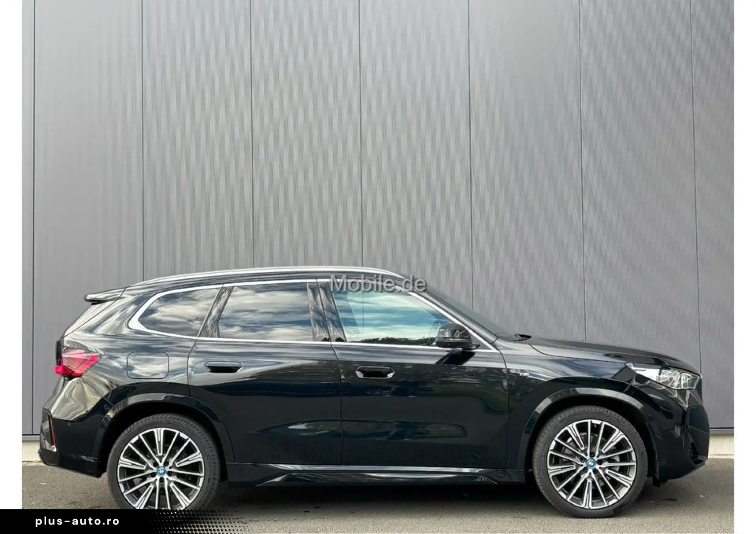 BMW X1 30e M-SPORT 20  ACC PANO EDC HUD MATRIX PAP