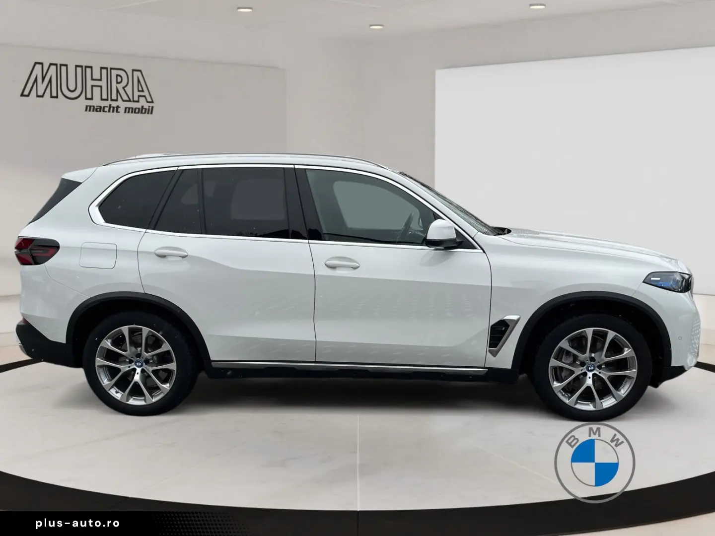 BMW X5 xDrive50e 20  AHK Pano Massage Sitzbelüft.
