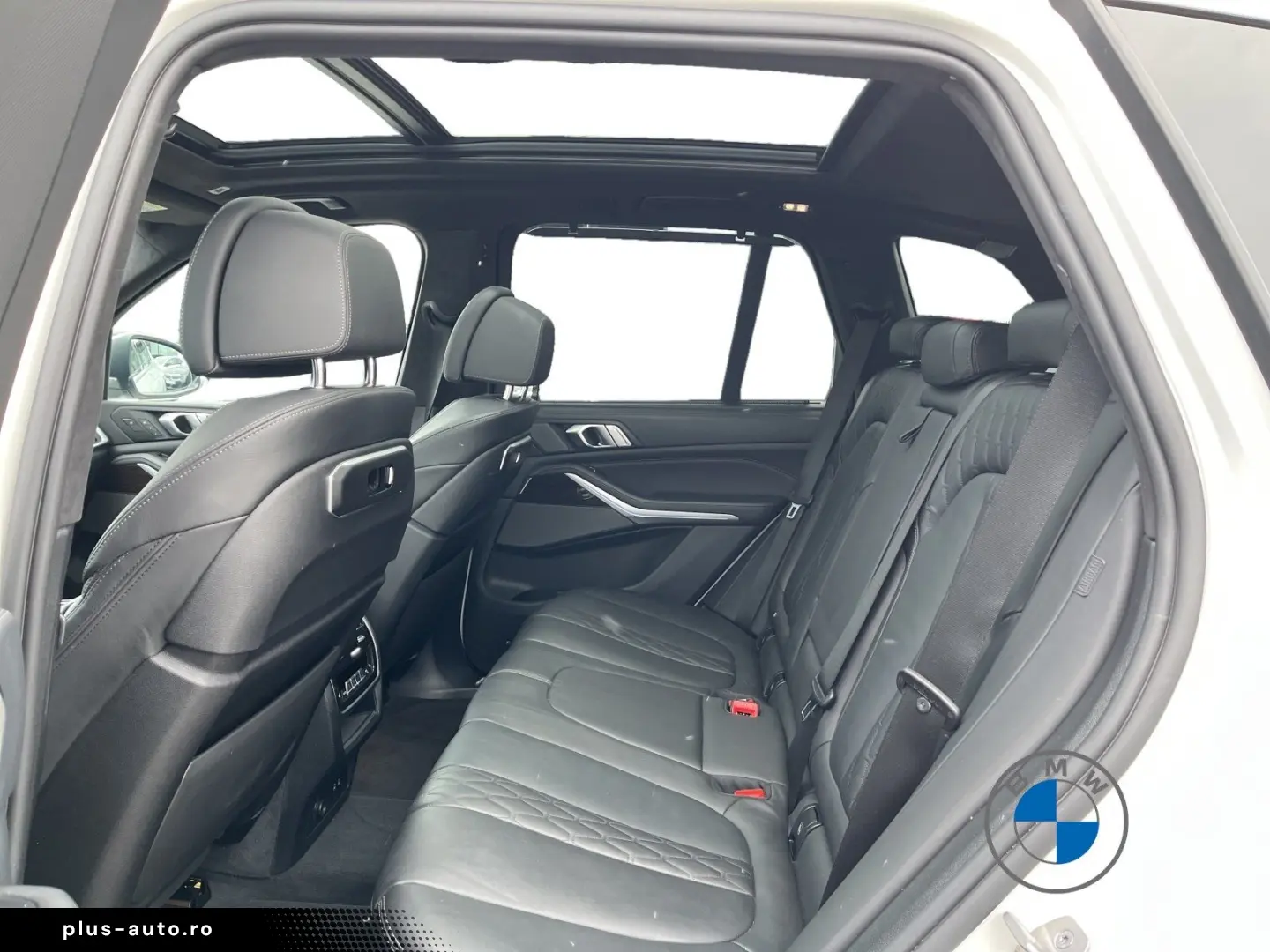 BMW X5 xDrive50e 20  AHK Pano Massage Sitzbelüft.