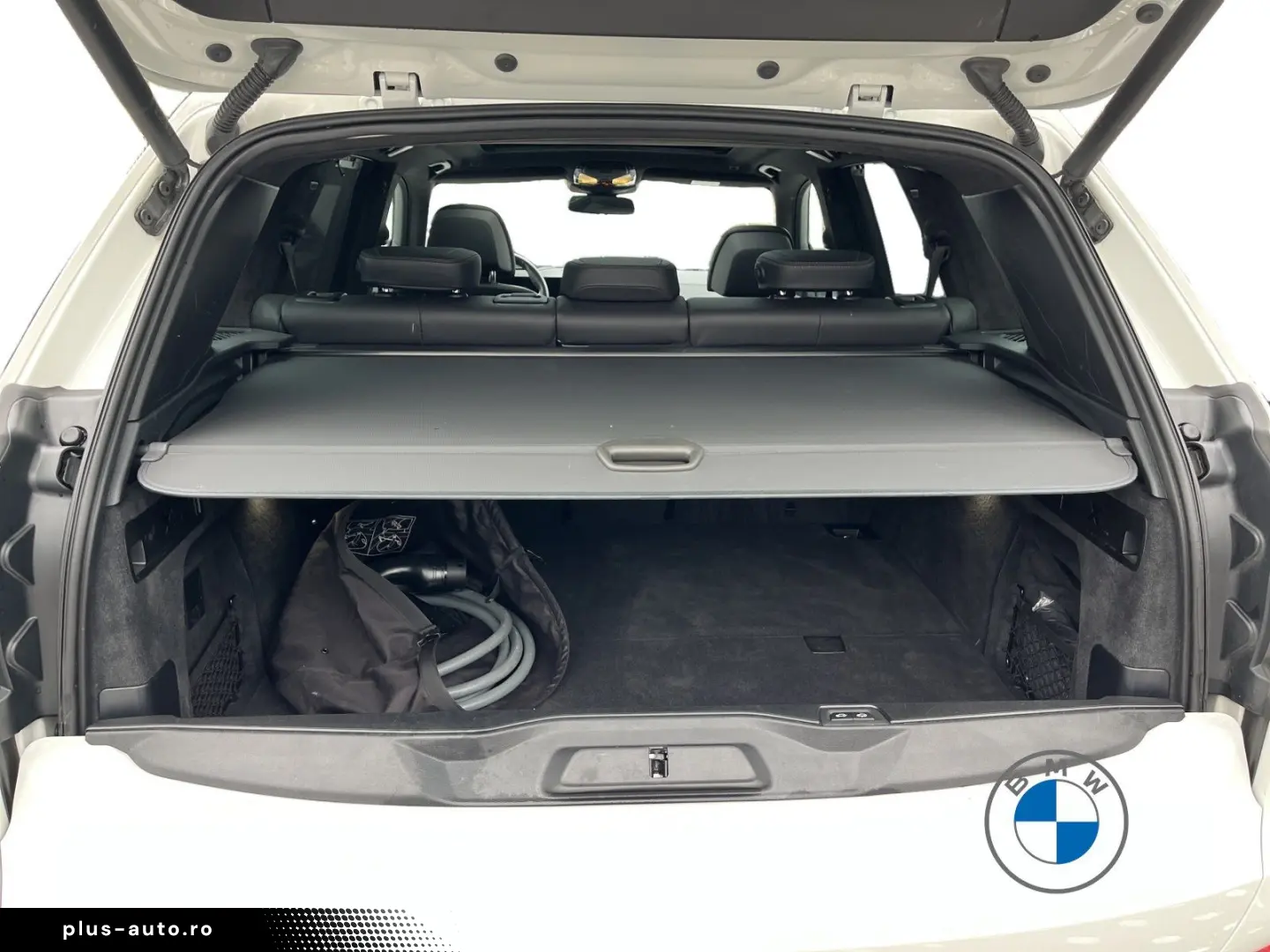 BMW X5 xDrive50e 20  AHK Pano Massage Sitzbelüft.