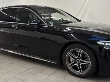 MERCEDES-BENZ S 450d Lang 4Matic  AMG Line 1.Hand Garantie