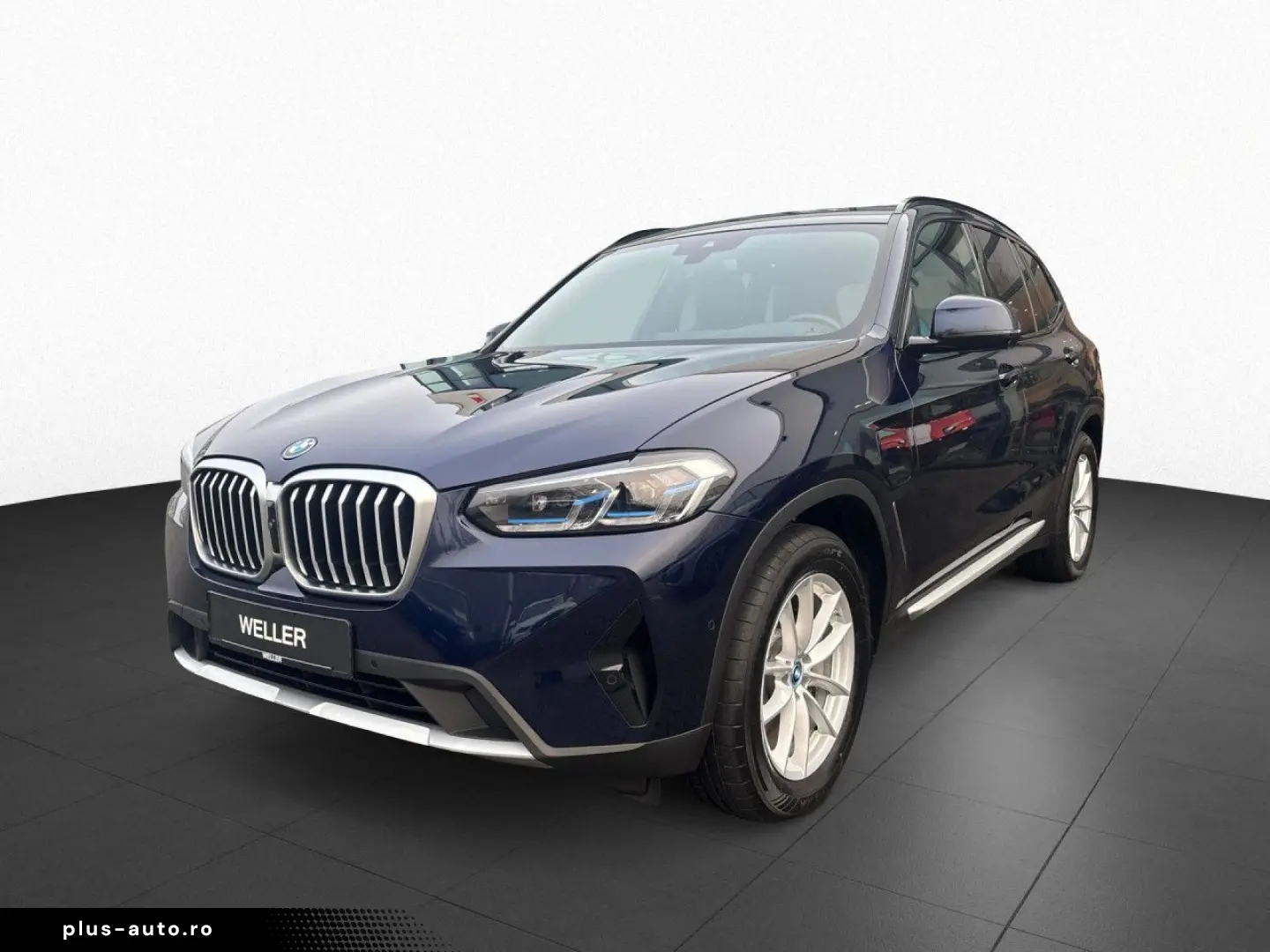 BMW X3 xDr 30e AHK LCPro Pano Laser HUD HiFi 360