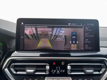 BMW X3 xDr 30e AHK LCPro Pano Laser HUD HiFi 360
