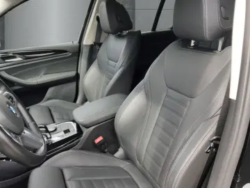 BMW X3 xDrive 20 d Mild-Hybrid Panodach Laser ACC HU