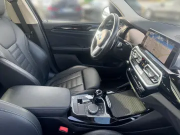 BMW X3 20dxA LEDER SPORTSITZ PANO LASER HUD ACC HIFI