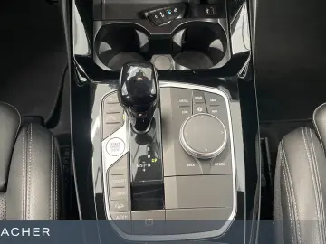 BMW X3 xDrive 20d A M-Sport AHK LC  360  ACC 19  LM