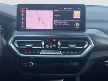 BMW X3 xDrive 20d    M-Sport ACC Laser AHK HUD