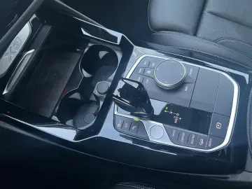 BMW X3 xDrive 20d    M-Sport ACC Laser AHK HUD