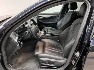 BMW 530 i M SPORT 8G-AUT NAVI KAM SHZ LEDER LED EU6