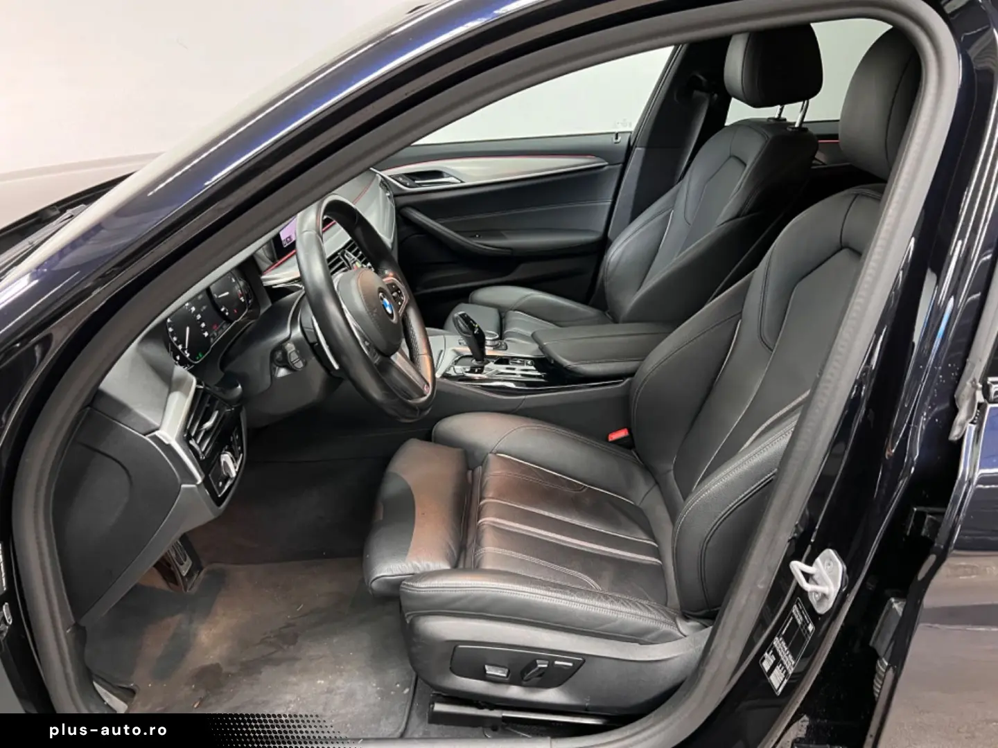 BMW 530 i M SPORT 8G-AUT NAVI KAM SHZ LEDER LED EU6